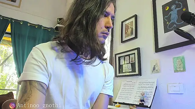 Antinoo Gnothi online show from December 8, 2024, 6:50 pm