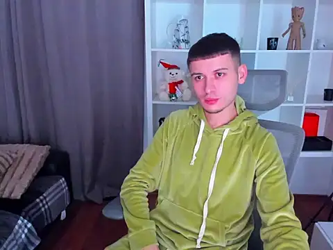 andboyfor6 online show from December 16, 2025, 8:52 am