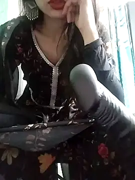 Snapshot of Noor_Darliing chatting on January 19, 2025, 3:21 pm Noor Darliing online show from January 19, 2025, 3:21 pm