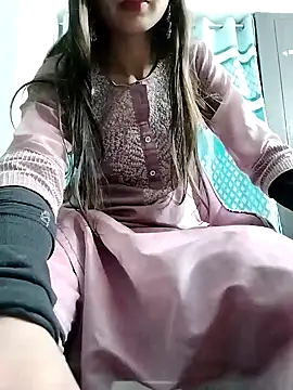 Snapshot of Noor_Darliing chatting on January 24, 2025, 9:26 pm Noor Darliing online show from January 24, 2025, 9:26 pm