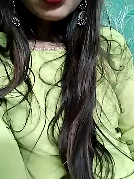 Snapshot of Noor_Darliing chatting on February 5, 2025, 6:15 pm Noor Darliing online show from February 5, 2025, 6:15 pm