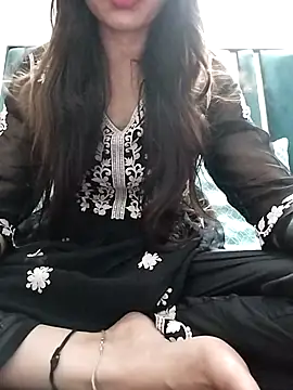 Snapshot of Noor_Darliing chatting on September 16, 2025, 3:13 pm Noor Darliing online show from September 16, 2025, 3:13 pm