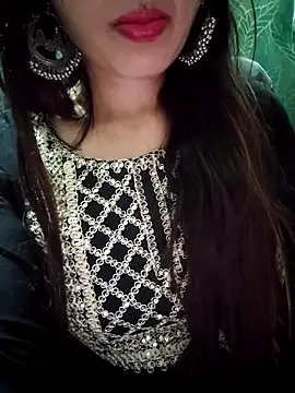 Snapshot of Noor_Darliing chatting on October 8, 2025, 4:59 pm Noor Darliing online show from October 8, 2025, 4:59 pm