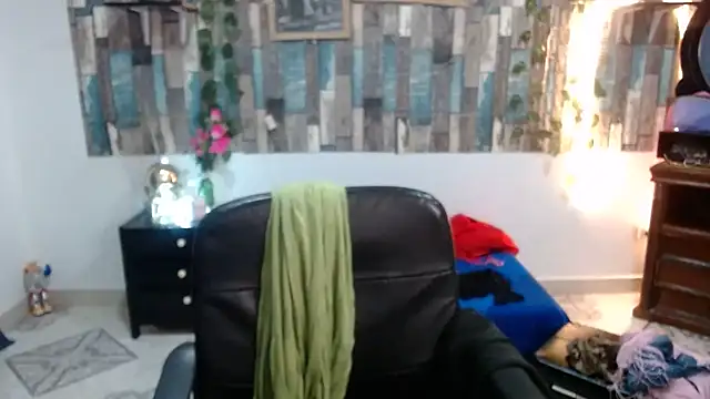 KarimaSarabe online show from February 6, 2026, 9:07 pm