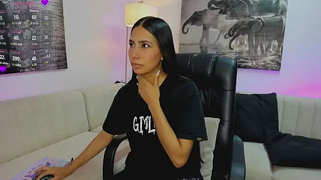 Snapshot of Ary_7 chatting on January 17, 2026, 11:37 am Ary 7 online show from January 17, 2026, 11:37 am