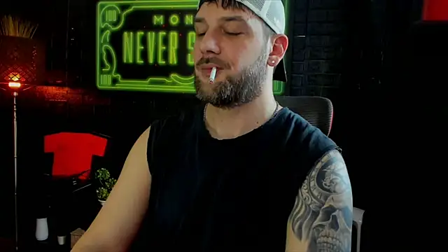 LexXHardy online show from February 20, 2025, 1:19 pm