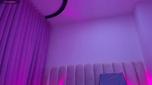  sex mia online show from February 4, 2026, 7:20 pm