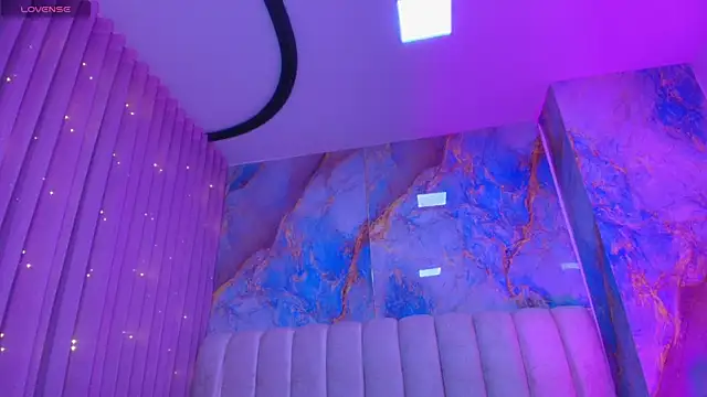  sex mia online show from May 22, 2026, 7:19 pm