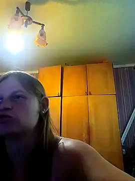 Kathlyn  Heath online show from February 11, 2025, 2:35 pm