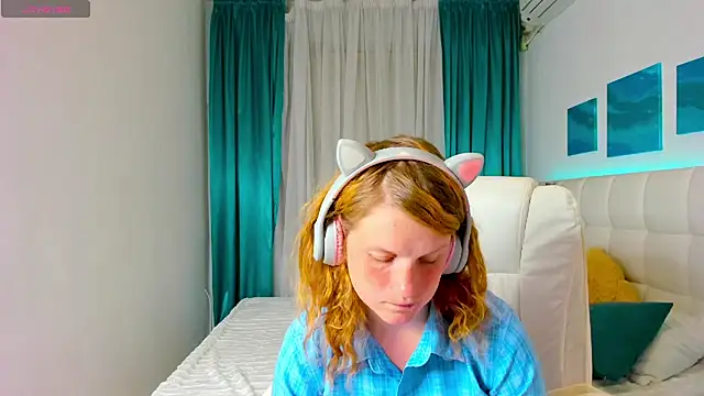 Kathlyn  Heath online show from September 23, 2025, 6:11 pm