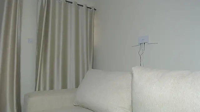 Snapshot of NIKKIE_LOVE chatting on September 29, 2025, 9:58 am NIKKIE LOVE online show from September 29, 2025, 9:58 am