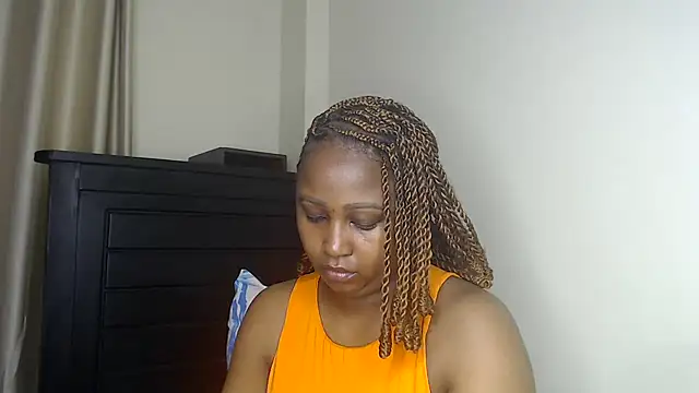 Snapshot of NIKKIE_LOVE chatting on May 7, 2026, 9:53 pm NIKKIE LOVE online show from May 7, 2026, 9:53 pm