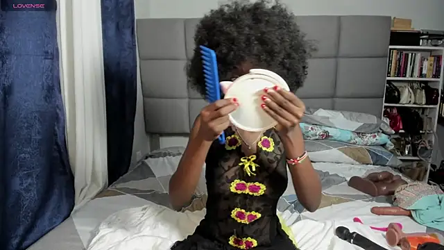 suhaila suus online show from October 18, 2025, 11:38 pm