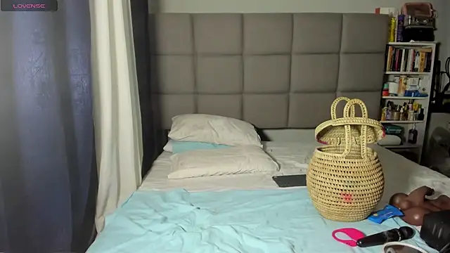 suhaila suus online show from March 22, 2026, 11:52 pm