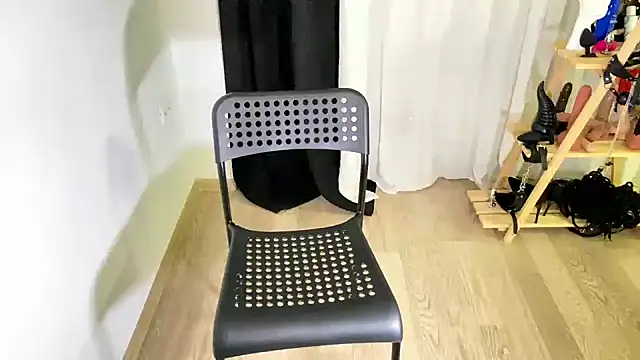 Nisha2708 online show from February 26, 2025, 6:00 pm