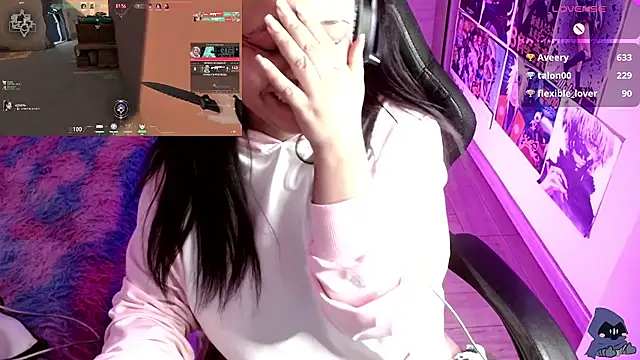 Emmachan19 online show from January 17, 2025, 10:22 am