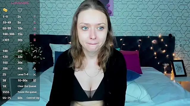 Snapshot of Linda_Bryant chatting on December 29, 2024, 1:02 am Linda Bryant online show from December 29, 2024, 1:02 am