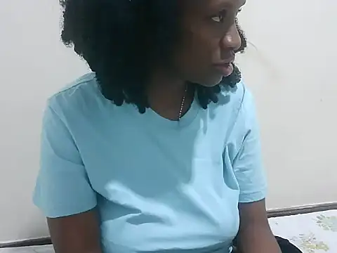 prettybeee online show from January 12, 2026, 9:53 pm