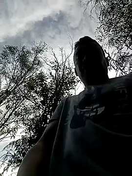 Snapshot of Diego_leon27 chatting on November 11, 2025, 2:06 pm Diego leon27 online show from November 11, 2025, 2:06 pm