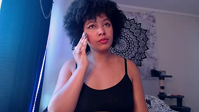 Snapshot of michell_bling1 chatting on February 4, 2025, 8:49 pm michell bling1 online show from February 4, 2025, 8:49 pm