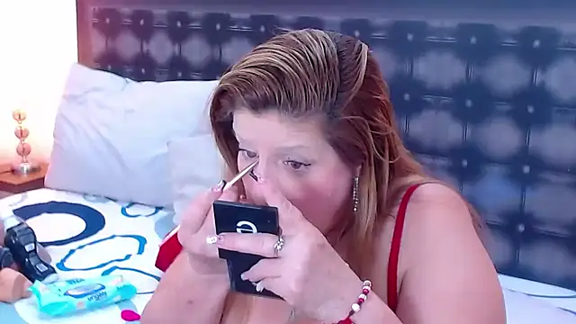 sandra 20 online show from October 25, 2025, 11:07 am