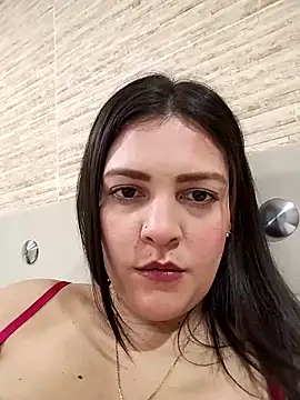 Mia Hampton online show from September 26, 2025, 7:51 pm