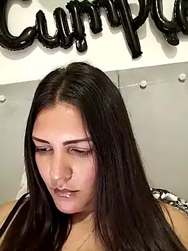 Mia Hampton online show from March 2, 2026, 9:43 pm