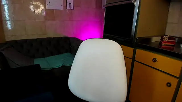 Leticia goddes online show from January 11, 2025, 5:31 am