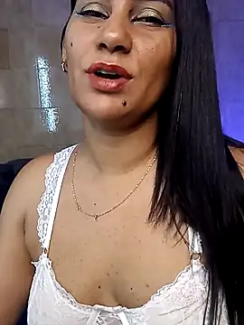 Leticia goddes online show from March 7, 2025, 11:05 pm