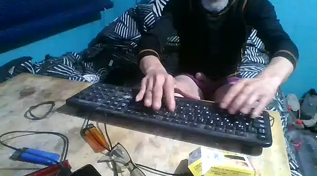 malekon76 online show from January 27, 2025, 11:22 am