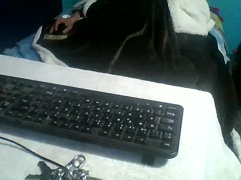 malekon76 online show from September 27, 2025, 9:36 am