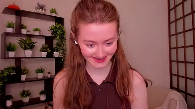 KateCuddle online show from April 29, 2026, 3:21 am