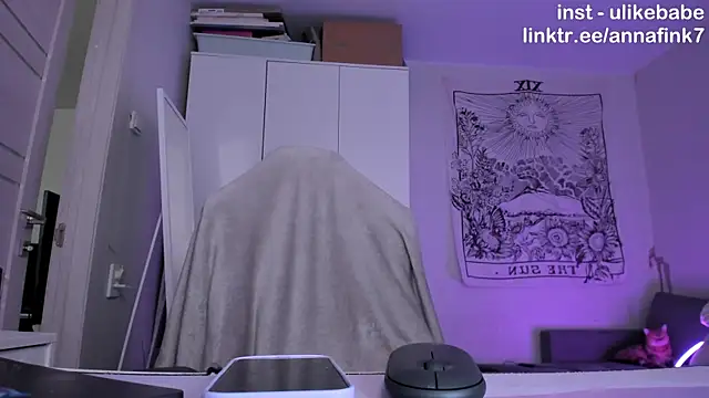 Anna Fink online show from November 20, 2025, 7:19 am