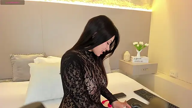 ValeriaGarcia online show from February 23, 2026, 12:13 pm