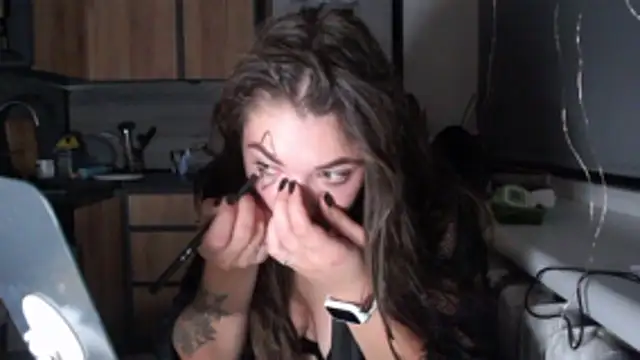 delightful sofi online show from October 31, 2025, 9:27 pm