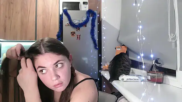 delightful sofi online show from December 22, 2025, 6:38 pm