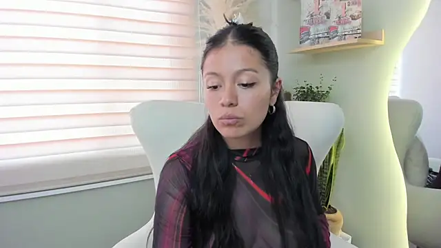 Snapshot of julieta_evans_ chatting on February 20, 2026, 8:31 pm julieta evans online show from February 20, 2026, 8:31 pm