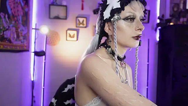 insania 9999  online show from February 9, 2026, 3:38 pm