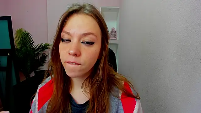 Persephoni online show from September 9, 2025, 8:19 pm