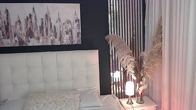 LiaVillalobos online show from March 13, 2026, 12:34 pm