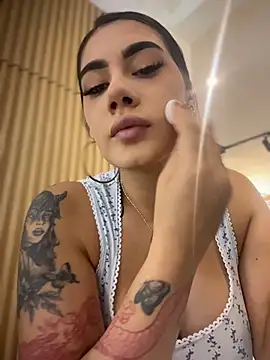 clarachanelricek online show from October 27, 2025, 7:07 pm