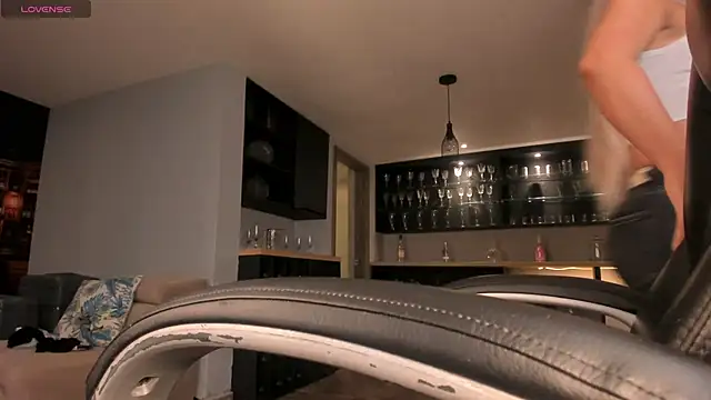 SophieBarnett online show from November 9, 2025, 12:42 am