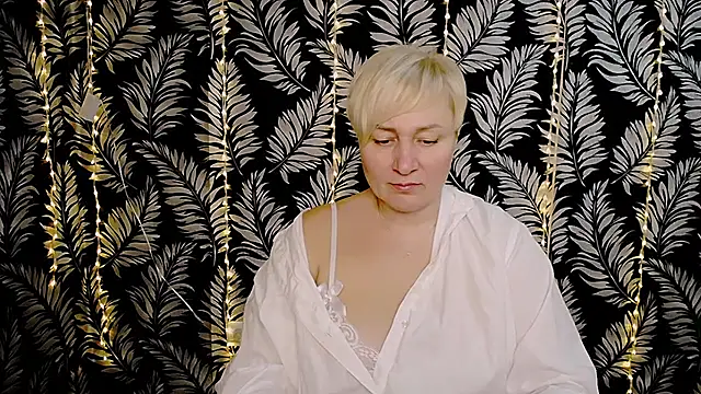 Olivia playful online show from March 3, 2025, 12:27 pm