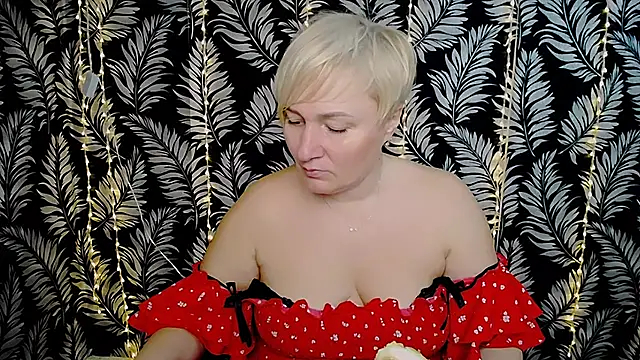 Olivia playful online show from March 17, 2025, 12:25 pm