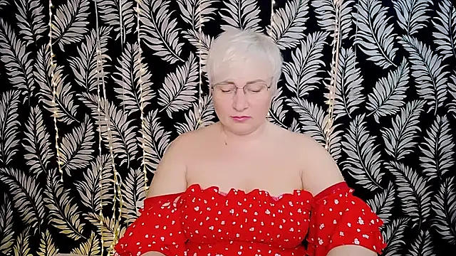 Olivia playful online show from April 18, 2026, 10:30 am