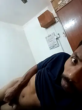 Snapshot of Lent_Medium chatting on October 28, 2025, 7:23 am Lent Medium online show from October 28, 2025, 7:23 am