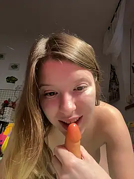 kimczii online show from February 26, 2026, 7:40 am