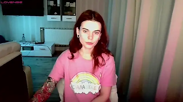 Snapshot of RinaDevil chatting on November 14, 2025, 2:49 pm RinaDevil online show from November 14, 2025, 2:49 pm