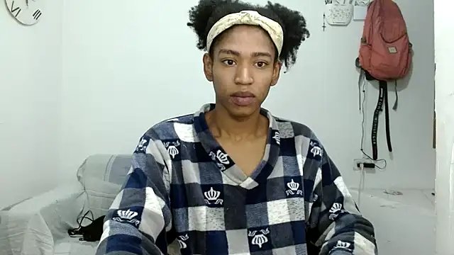 Snapshot of angelamarie1 chatting on October 17, 2025, 10:40 am angelamarie1 online show from October 17, 2025, 10:40 am