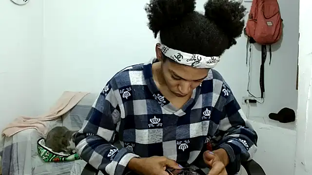 Snapshot of angelamarie1 chatting on October 30, 2025, 9:00 am angelamarie1 online show from October 30, 2025, 9:00 am